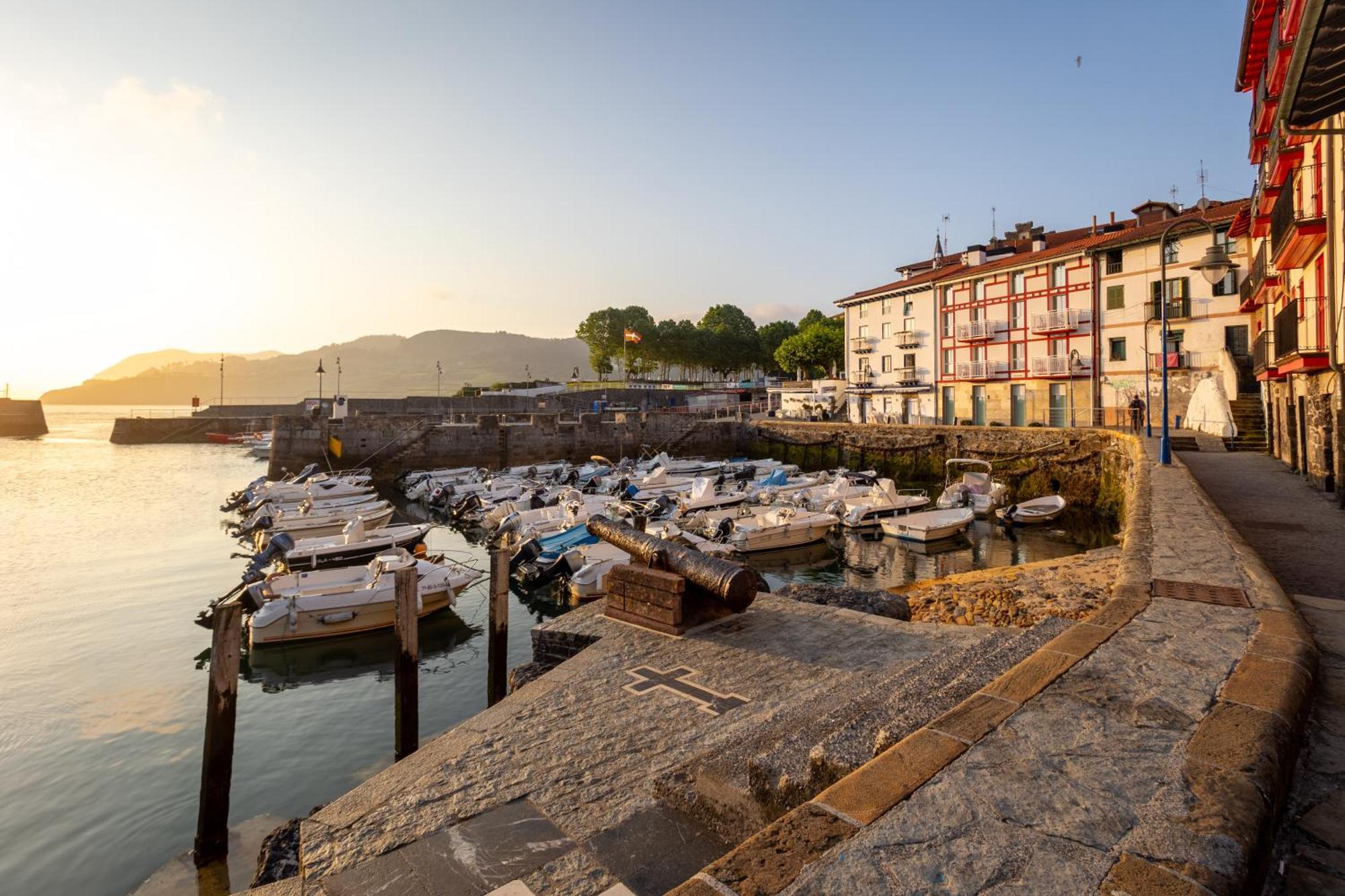 Apartamentos&Spa Mundaka Port Exterior foto